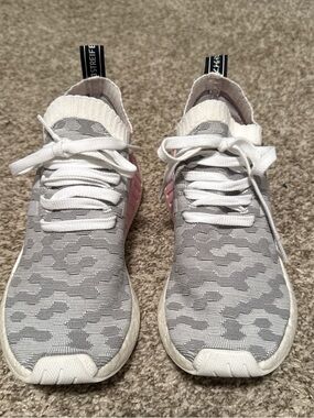 adidas Men's Grey Camo Knit Sneakers with Pink Heel Accent